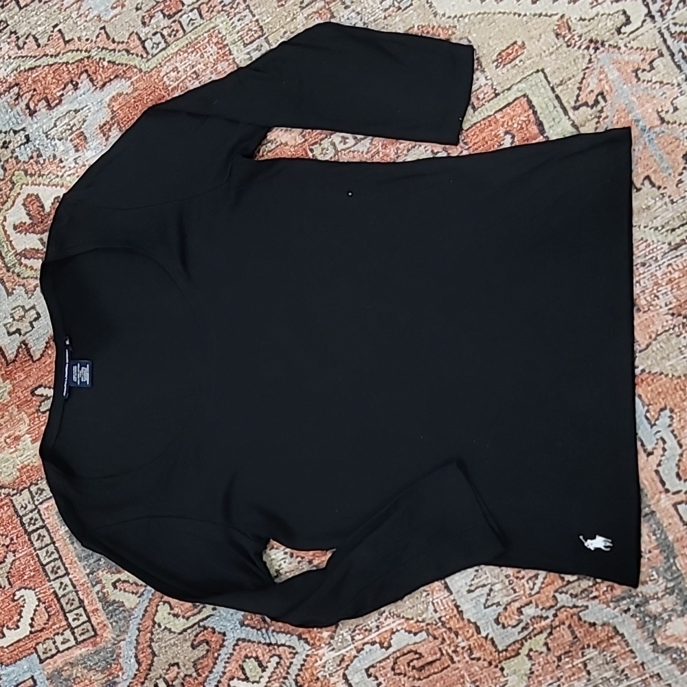 Black 3/4 sleeve tshirt